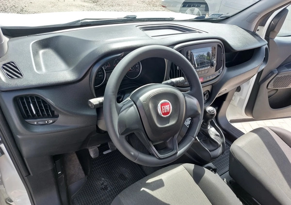 Fiat Doblo cena 39000 przebieg: 161000, rok produkcji 2018 z Jedwabne małe 232